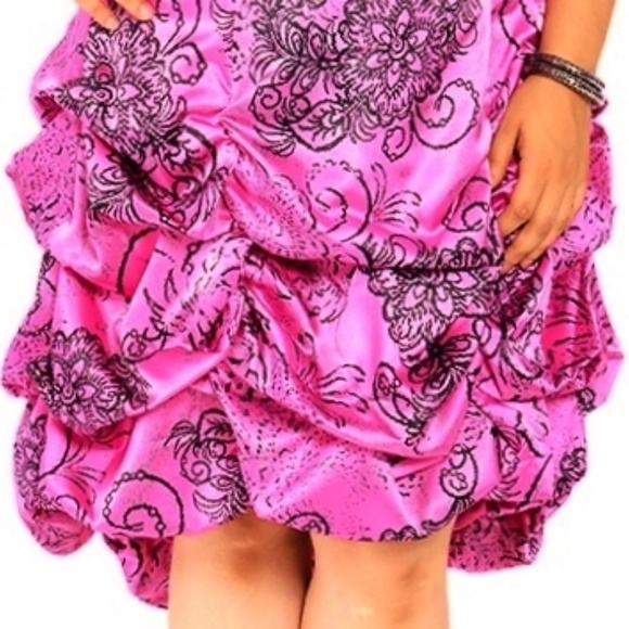 VINTAGE * PINK & BLACK * STRAPLESS SATIN DRESS 24 - Picture 4 of 8